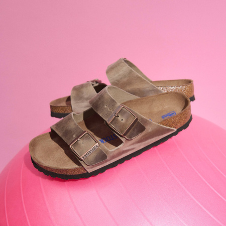 Klapki Birkenstock Arizona Soft Footbed Oiled Leather Tabacco Brown regular szerokie damskie/męskie (0552811)