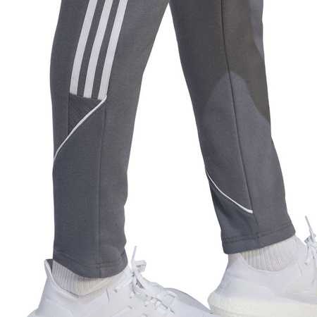 Spodnie adidas Tiro 23 League Sweat Tracksuit M (HZ3019)