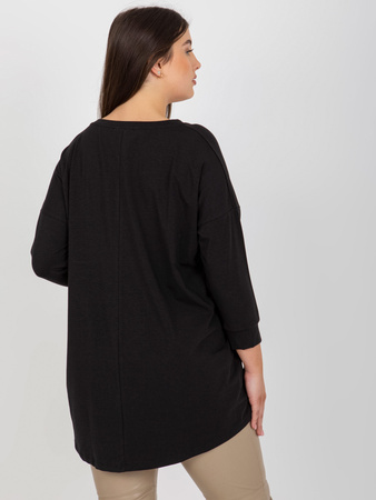 Czarna bluzka plus size z aplikacja i nadrukiem      (VI-BZ-2911.82P)