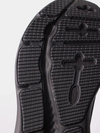 Wyprzedaż - Buty męskie do biegania Under Armour Charged Pursuit 3 sportowe oddychające czarne (3026518-002)