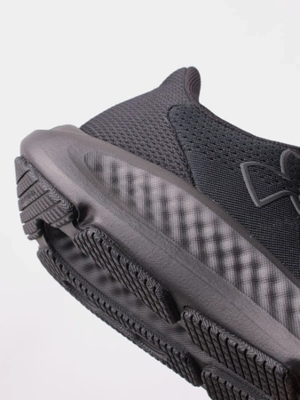 Wyprzedaż - Buty męskie do biegania Under Armour Charged Pursuit 3 sportowe oddychające czarne (3026518-002)