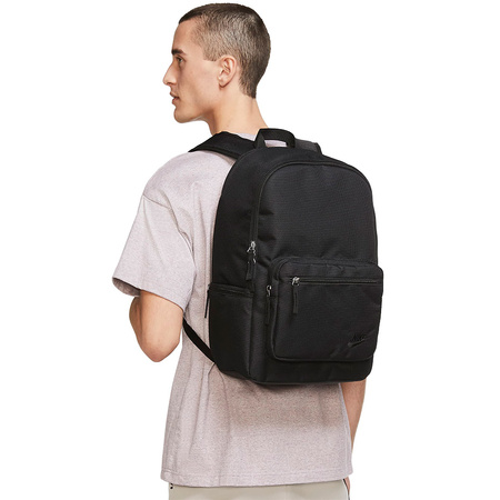 Plecak Nike Heritage Eugene Backpack czarny (DB3300 010)