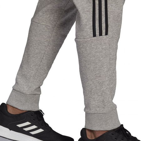 Spodnie adidas Essentials Tapered Cuff 3 Stripes M (GK8976)