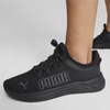 Wyprzedaż - Buty sportowe męskie Puma Softride Astro Slip Black Cool Dark oddychające czarne (378799-01)
