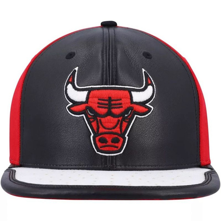 Czapka z daszkiem Mitchell &amp; Ness Chicago Bulls NBA Day One Snapback Bulls 6HSSMM19224-CBUBKWH (6HSSMM19224-CBUBKWH)