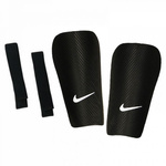 Ochraniacze piłkarskie Nike J Guard-CE SP2162-010 (SP2162010)