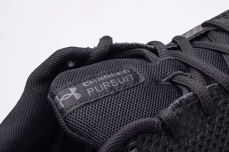 Wyprzedaż - Buty do biegania męskie Under Armour Charged Pursuit 3 sportowe czarne (3024878-002)