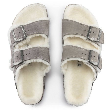 Klapki damskie/męskie ocieplane Birkenstock Arizona Shearling Stone Coin zamsz z wełną owczą regular szerokie (1017402)