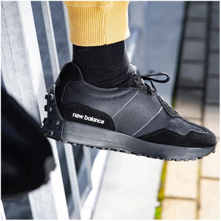 Sneakersy męskie New Balance 327 buty sportowe czarne skórzane (MS327CTB)