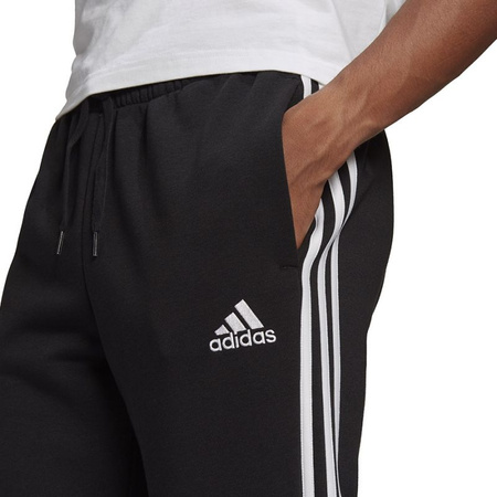 Spodnie adidas Essentials Tapered Elasticcuff 3 Stripes Pant M (GK8822)