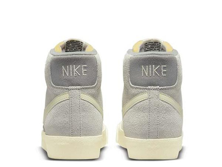 Buty Nike M Blazer Mid 77 w kolorze szarym (DM0178001)