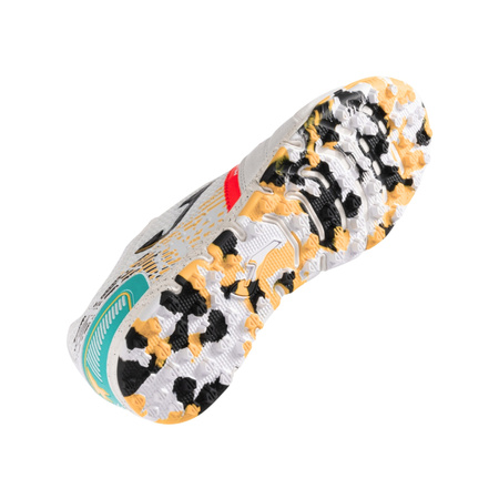 Buty piłkarskie Joma Mundial 2502 Turf białe (MUNS2502TF)