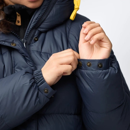 Kurtka puchowa ocieplana damska Fjällräven Expedition Long Down Parka W Navy (F86126-560)