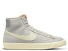 Buty Nike M Blazer Mid 77 w kolorze szarym (DM0178001)