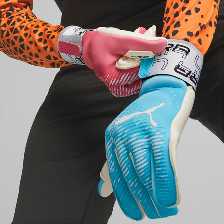 Rękawice bramkarskie Puma Ultra Grip 1 Tricks Hybrid niebiesko-różowe (41853 01)