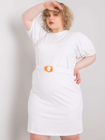 Biała sukienka plus size z ozdobnymi rękawami (RV-SK-6636.88)