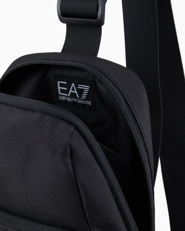 Saszetka na ramię dla mężczyzn Emporio Armani EA7 (245087-CC940-26121)