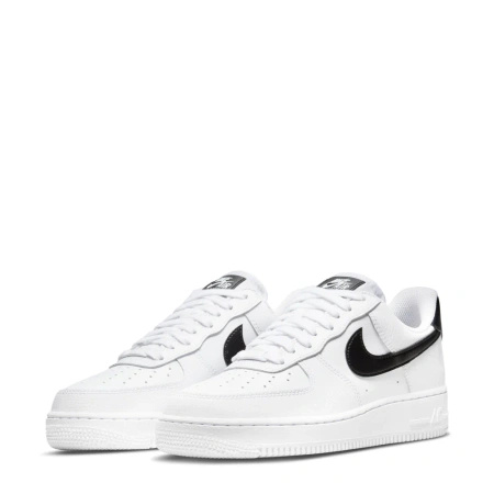 Buty sportowe damskie Nike Air Force 1 '07 W białe skórzane (DD8959-103)