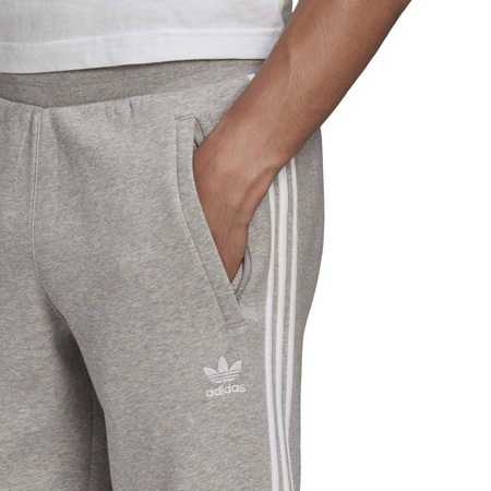 Wyprzedaż - Spodnie męskie szare dresowe adidas 3-STRIPES PANT (GN3530)