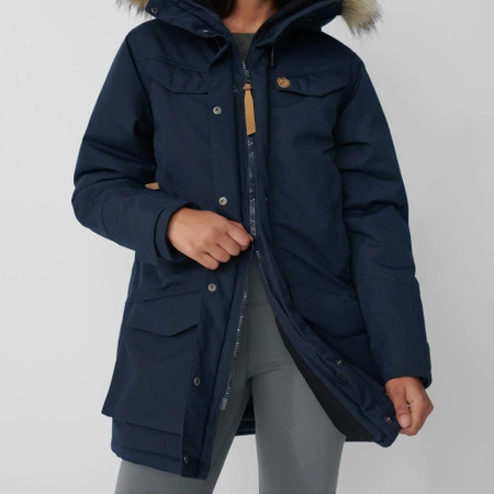 Kurtka ocieplana damska Fjällräven Nuuk Parka W Dark Navy (F86369-555)