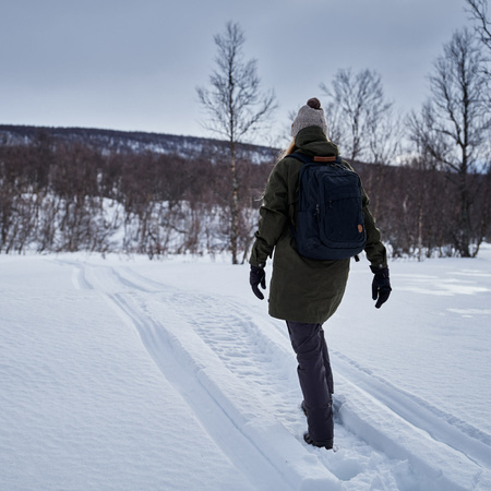 Spodnie trekkingowe damskie Fjällräven Karla Pro Trousers W Dark Olive turystyczne zielone (F89726-633)