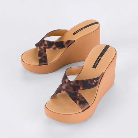 Klapki na lato damskie Ipanema High Fashion Slide Beige/Black beżowe (83520-AQ405)