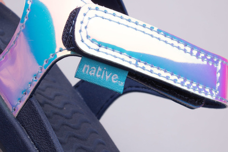 Sandały dziecięce NATIVE CHARLEY HOLOGRAM CHILD navy blue || multicolour || silver (63109143-8633)