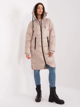 Wyprzedaż - Kurtka damska zimowa beżowa pikowana SUBLEVEL długa do kolan (D50048X44518B3)