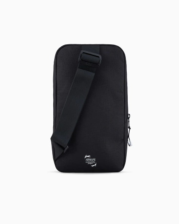 Saszetka na ramię dla mężczyzn Emporio Armani EA7 (245087-CC940-26121)