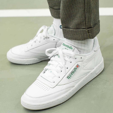 Wyprzedaż - Buty sportowe damskie białe Reebok Club C (CN0905)
