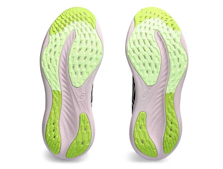 Buty do biegania Asics Gel-Nimbus 26 W treningowe wysoka przyczepność czarno-białe (1012B601-004)