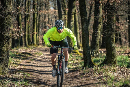 Kurtka trekkingowa męska Silvini Men Jacket Vetta odblaskowa rowerowa przeciwdeszczowa (3120-MJ1612/7111/M)