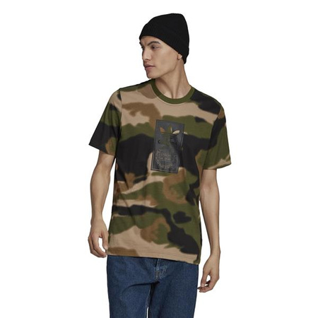 Męska koszulka T-shirt Adidas Originals CAMO AOP TONGUE w kolorze zielonym (GN1863)